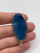 Load image into Gallery viewer, 9ct gold agate pendant
