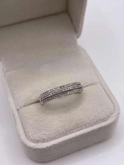 9ct white gold diamond ring