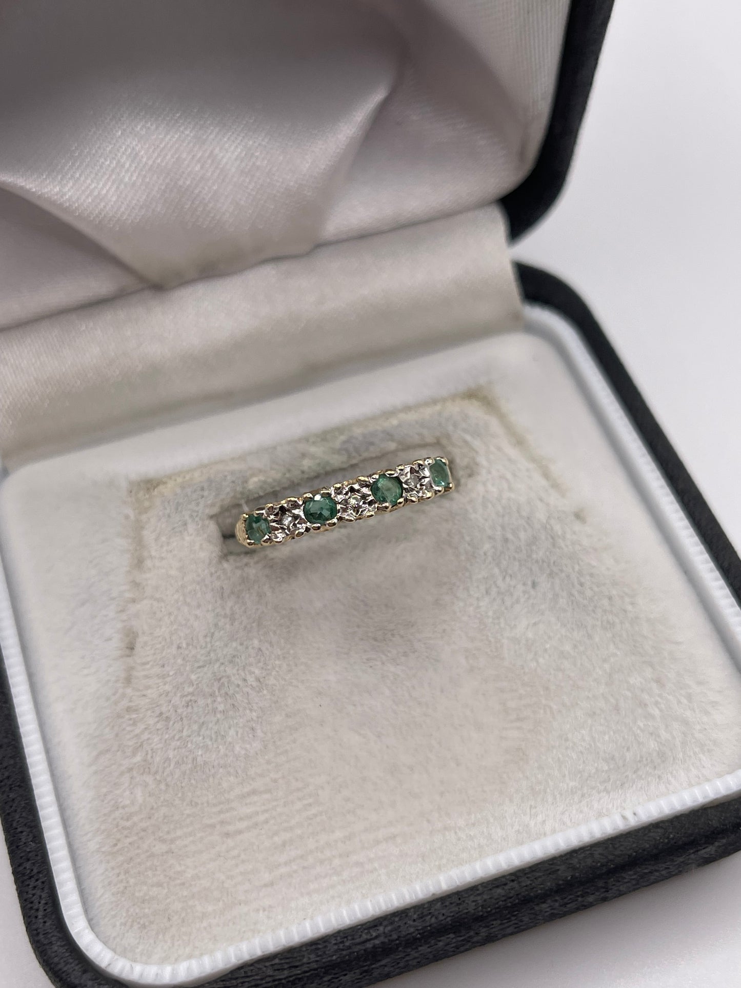 9ct gold emerald and diamond ring