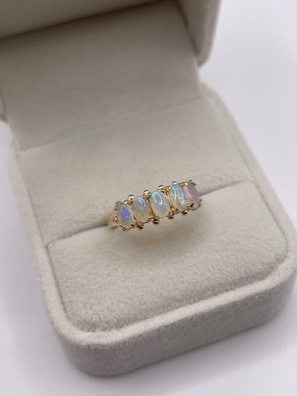 9ct gold opal ring