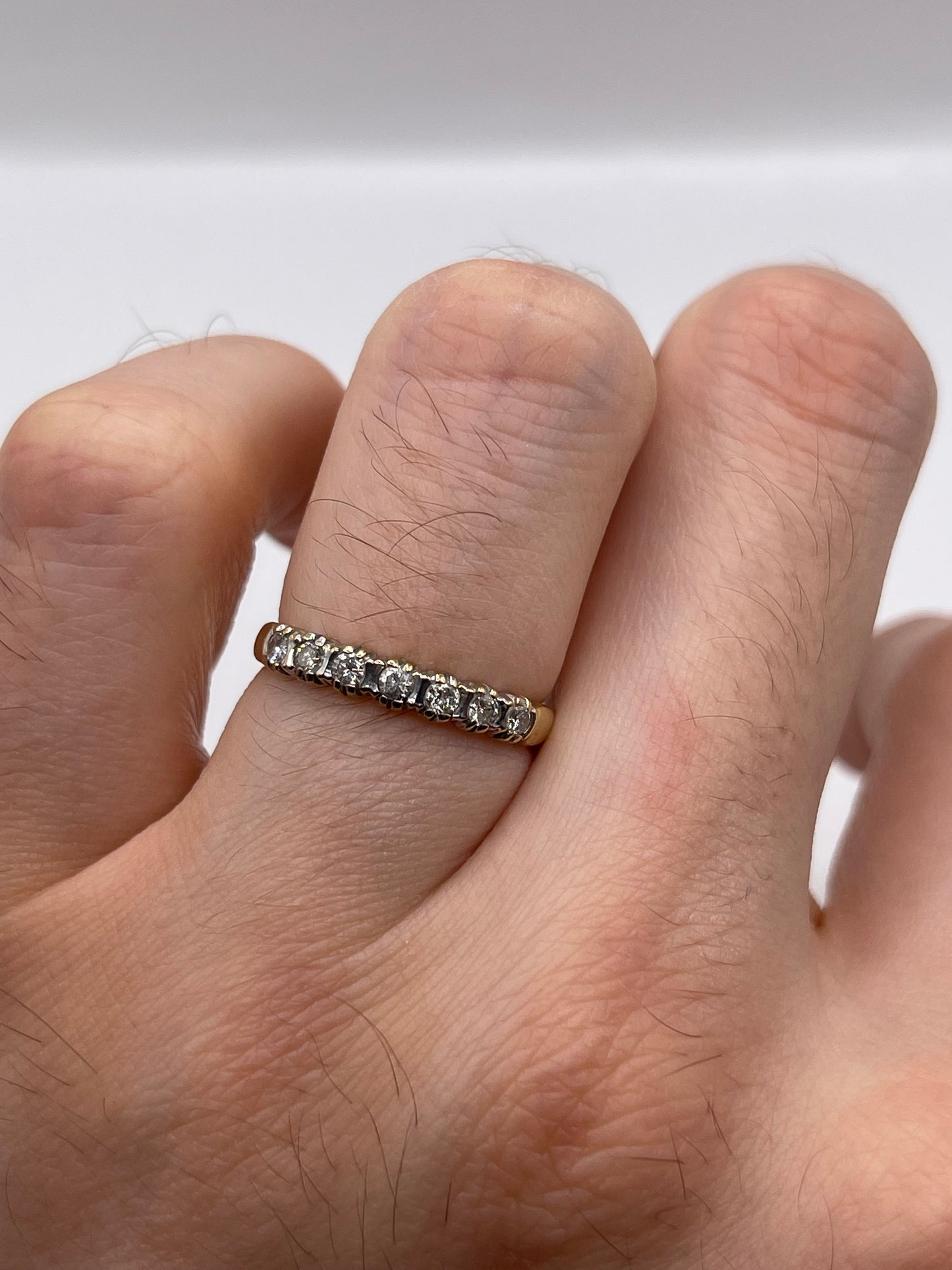 9ct gold diamond ring