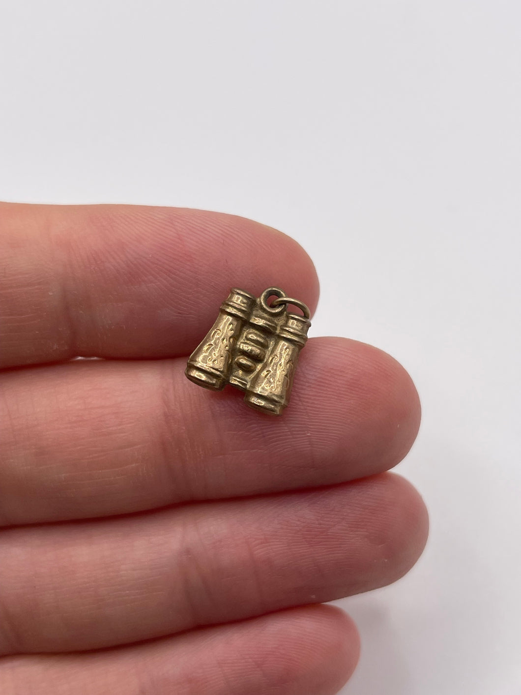 9ct gold binoculars charm