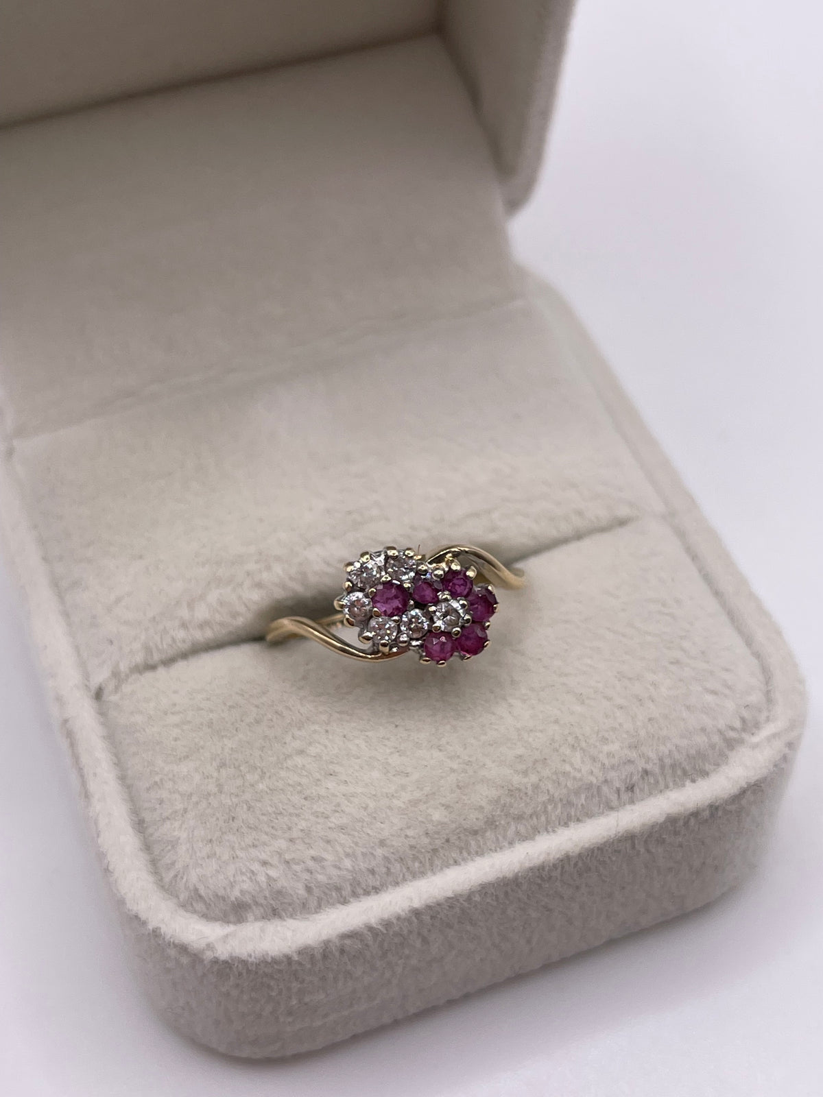 9ct gold ruby and cz ring