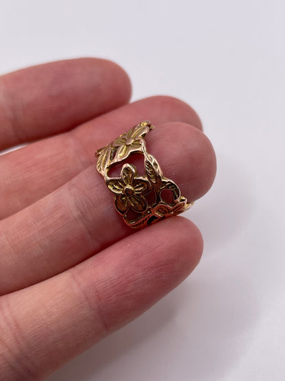 9ct two tone gold floral band