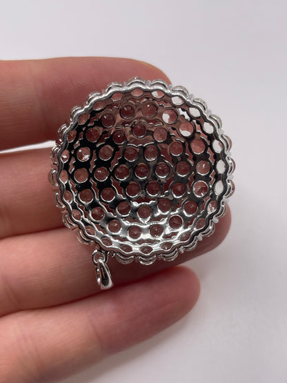 Silver quartz pendant