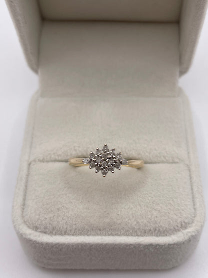 9ct gold diamond cluster ring