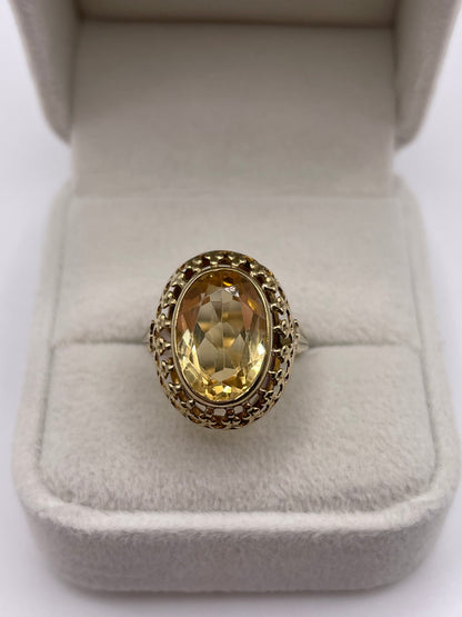 8ct gold citrine ring