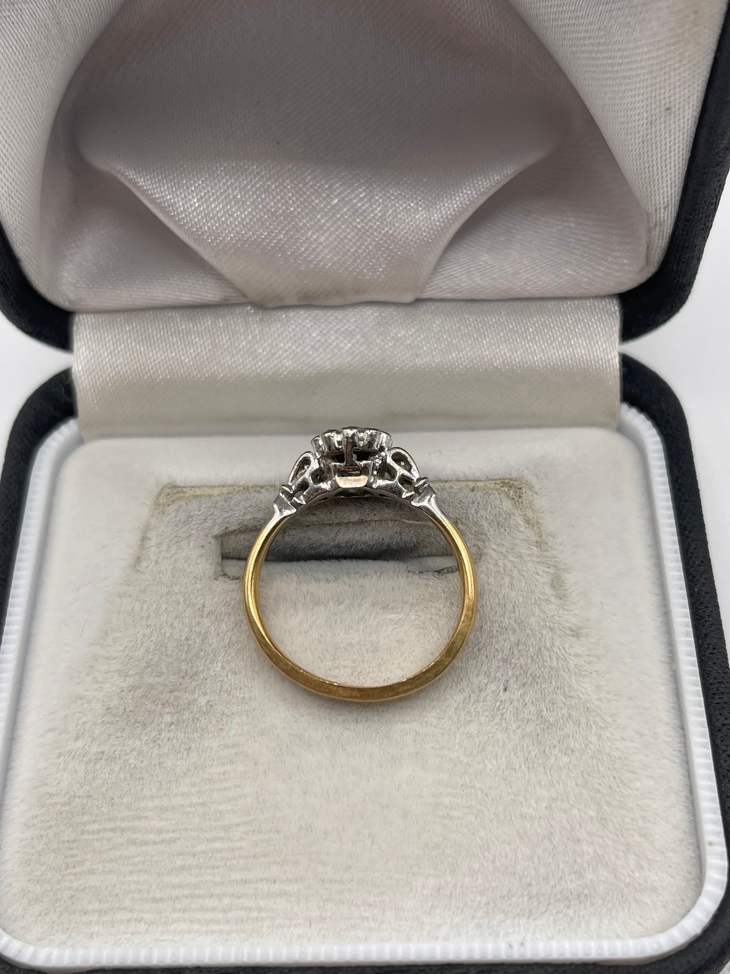 Antique 18ct gold platinum diamond ring