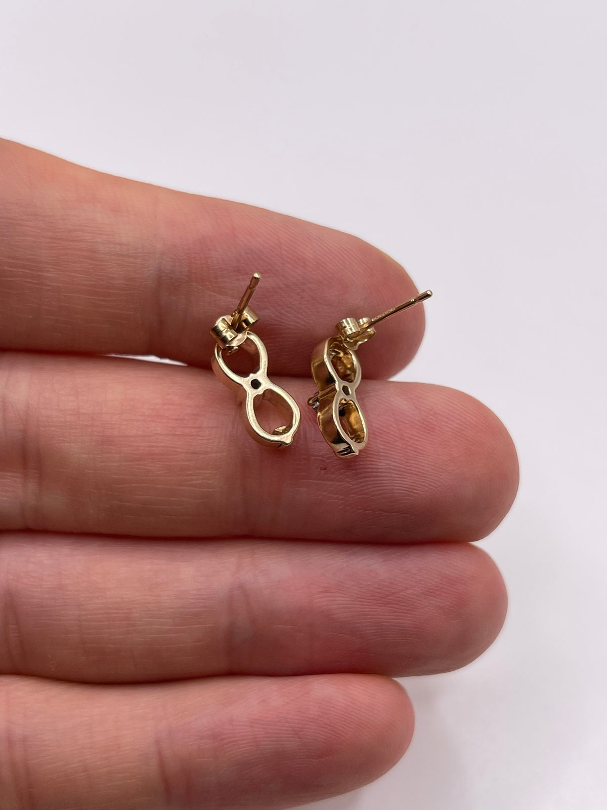 9ct gold diamond earrings