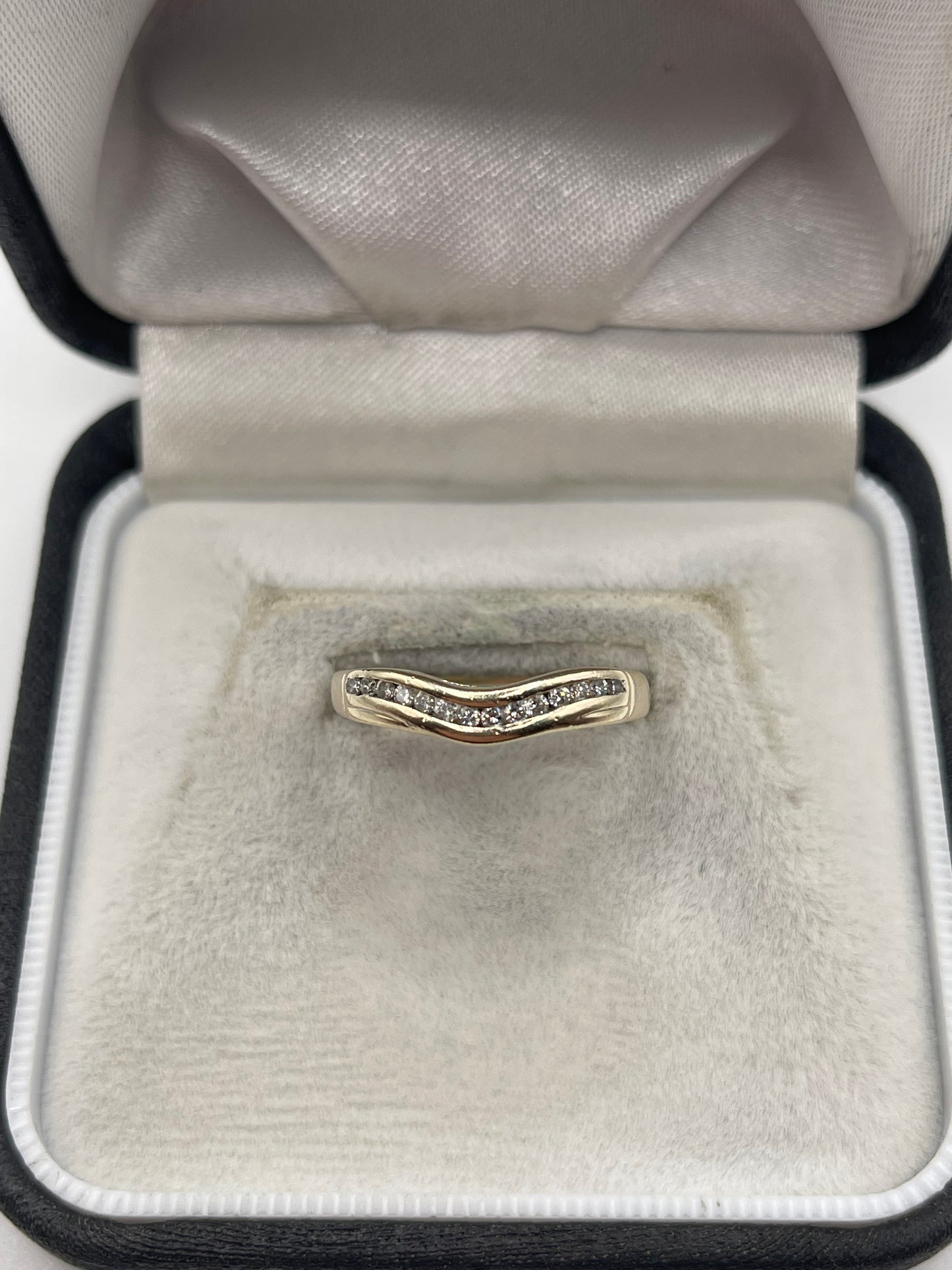9ct gold diamond wishbone ring