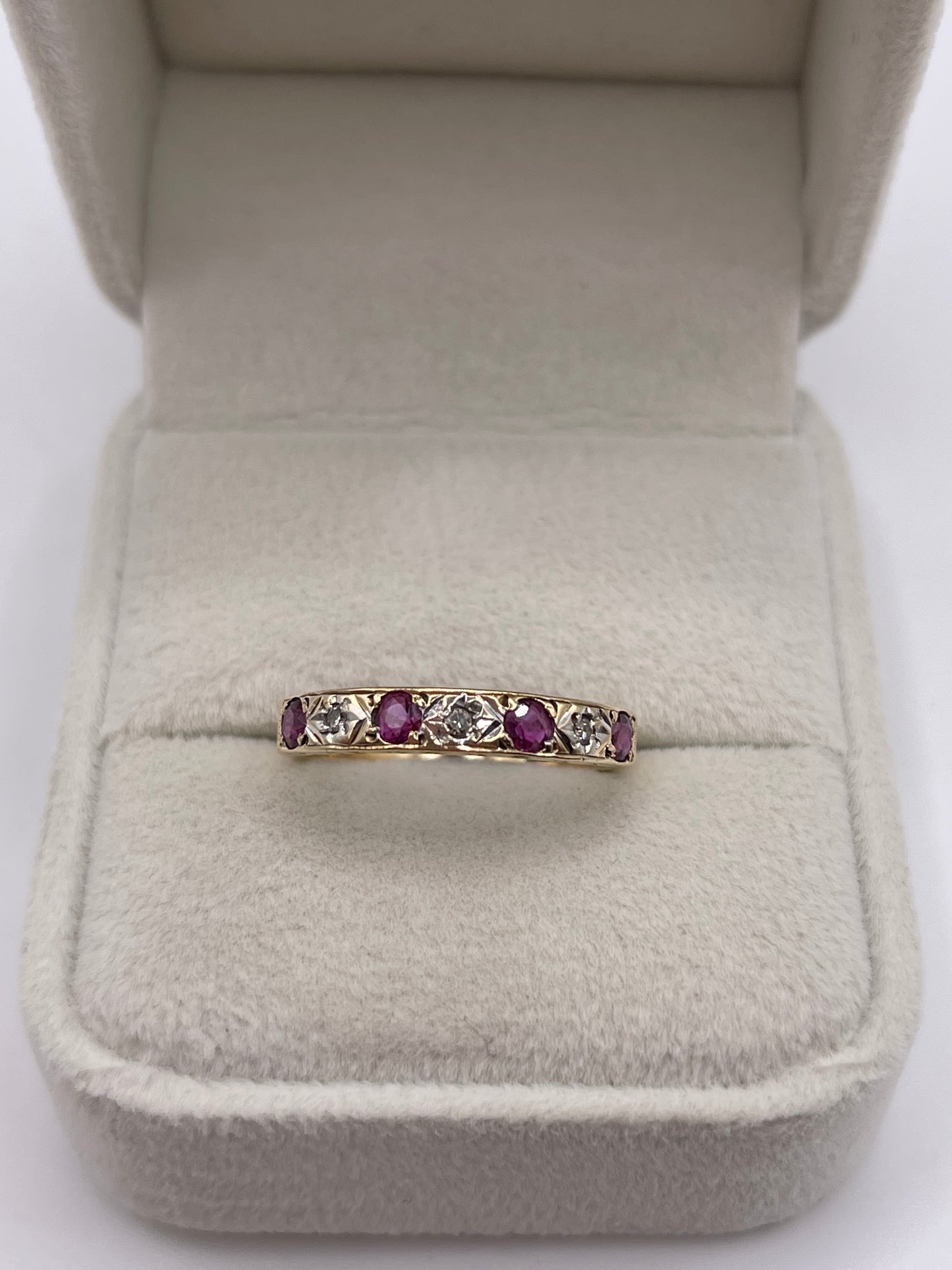 9ct gold ruby and diamond ring