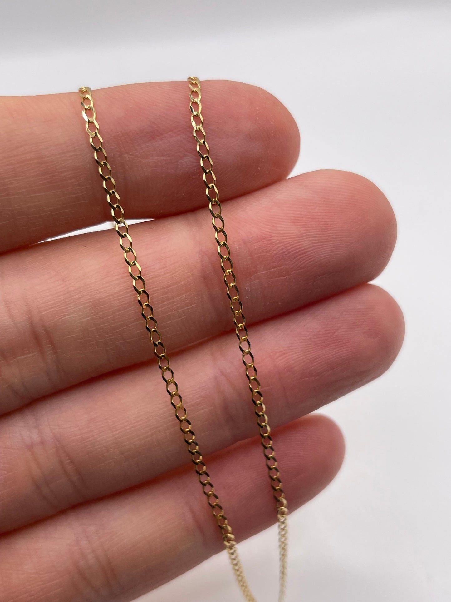 9ct gold chain 236