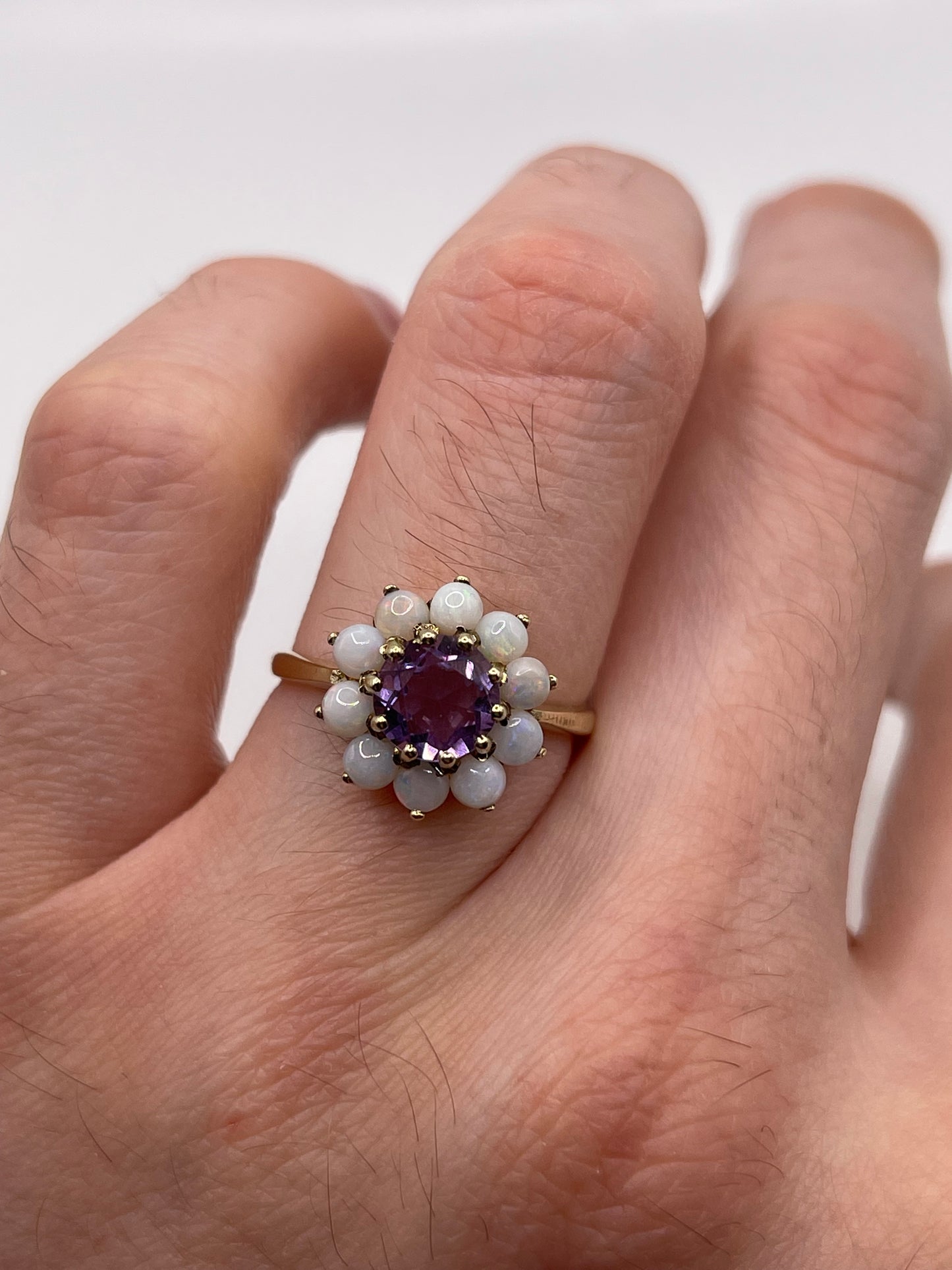 9ct gold amethyst and opal ring