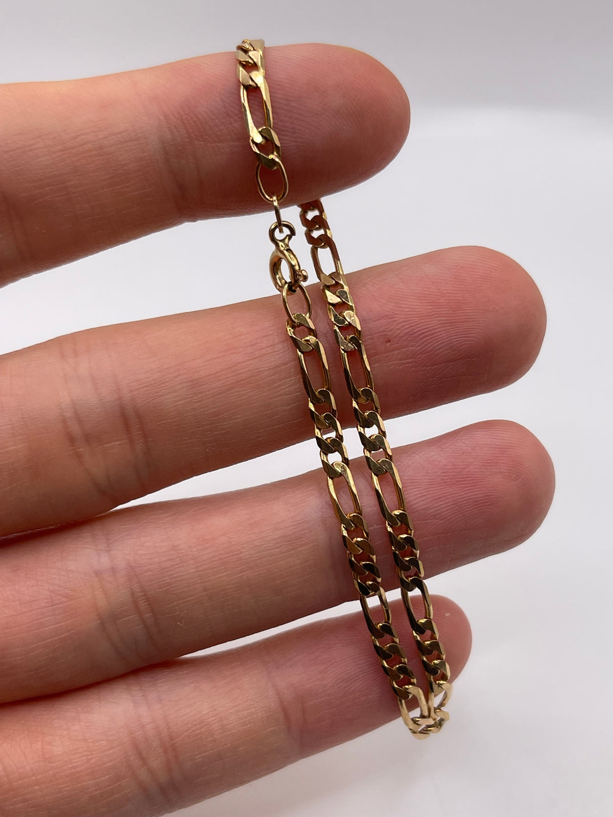 9ct gold bracelet
