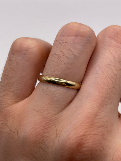9ct gold band