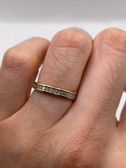 9ct gold diamond ring