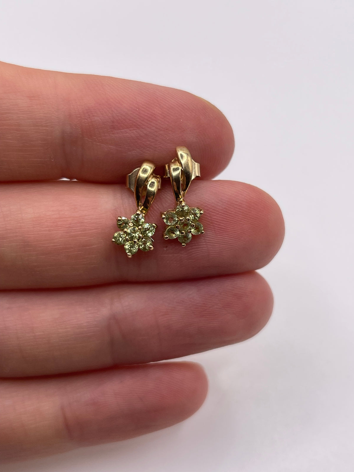 9ct gold quartz earrings