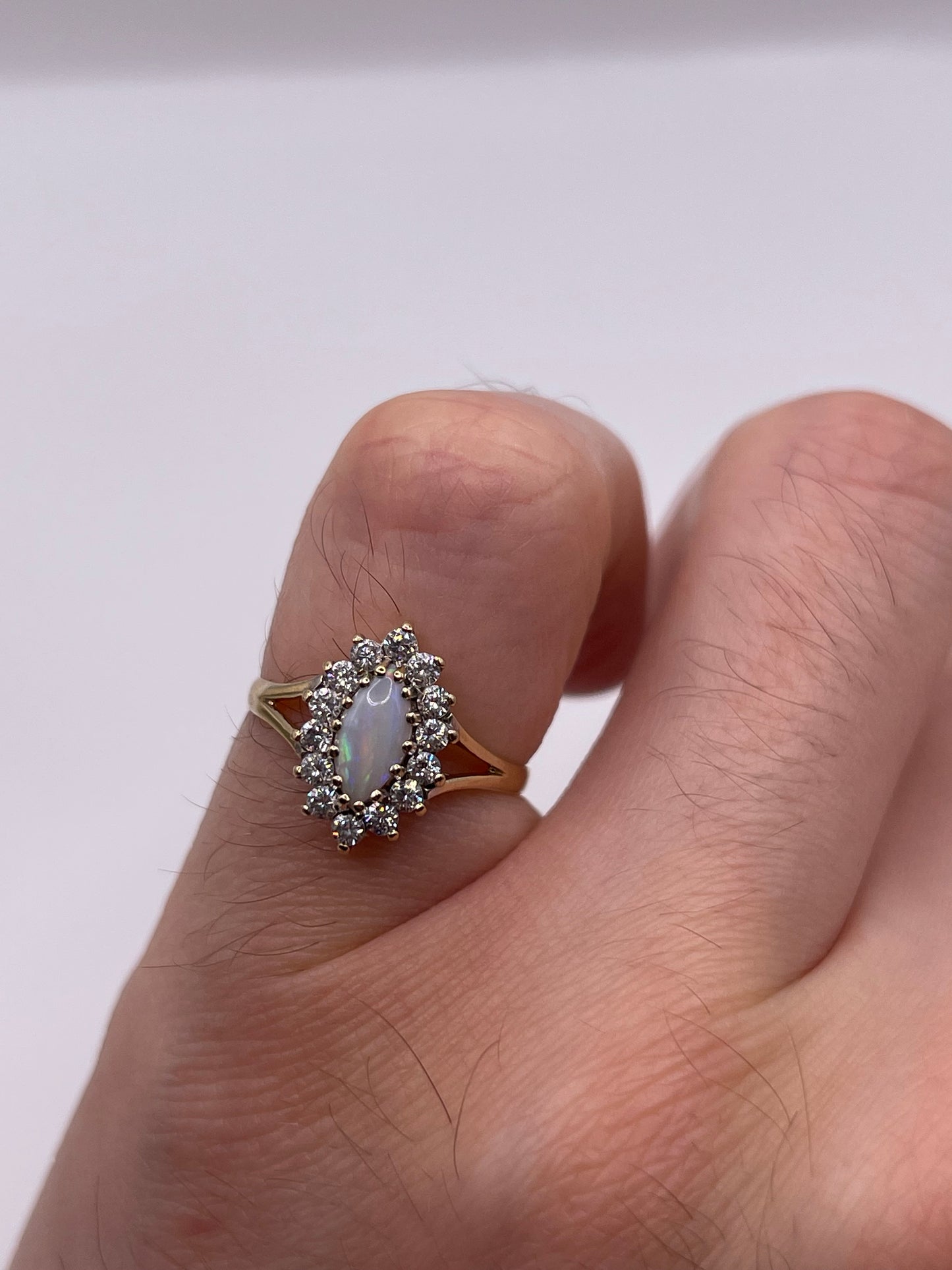 9ct gold opal and cz ring