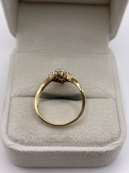 9ct gold diamond cluster ring