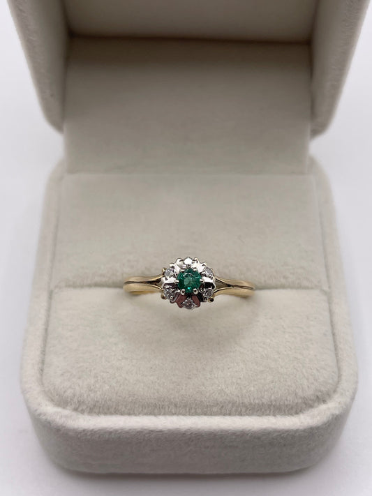 9ct gold emerald and diamond ring