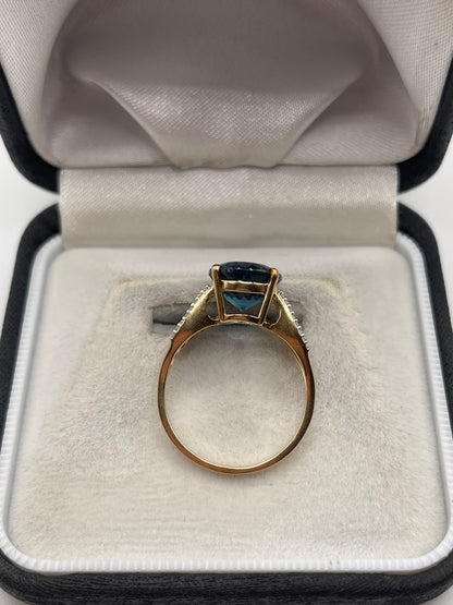 9ct gold topaz and zircon ring