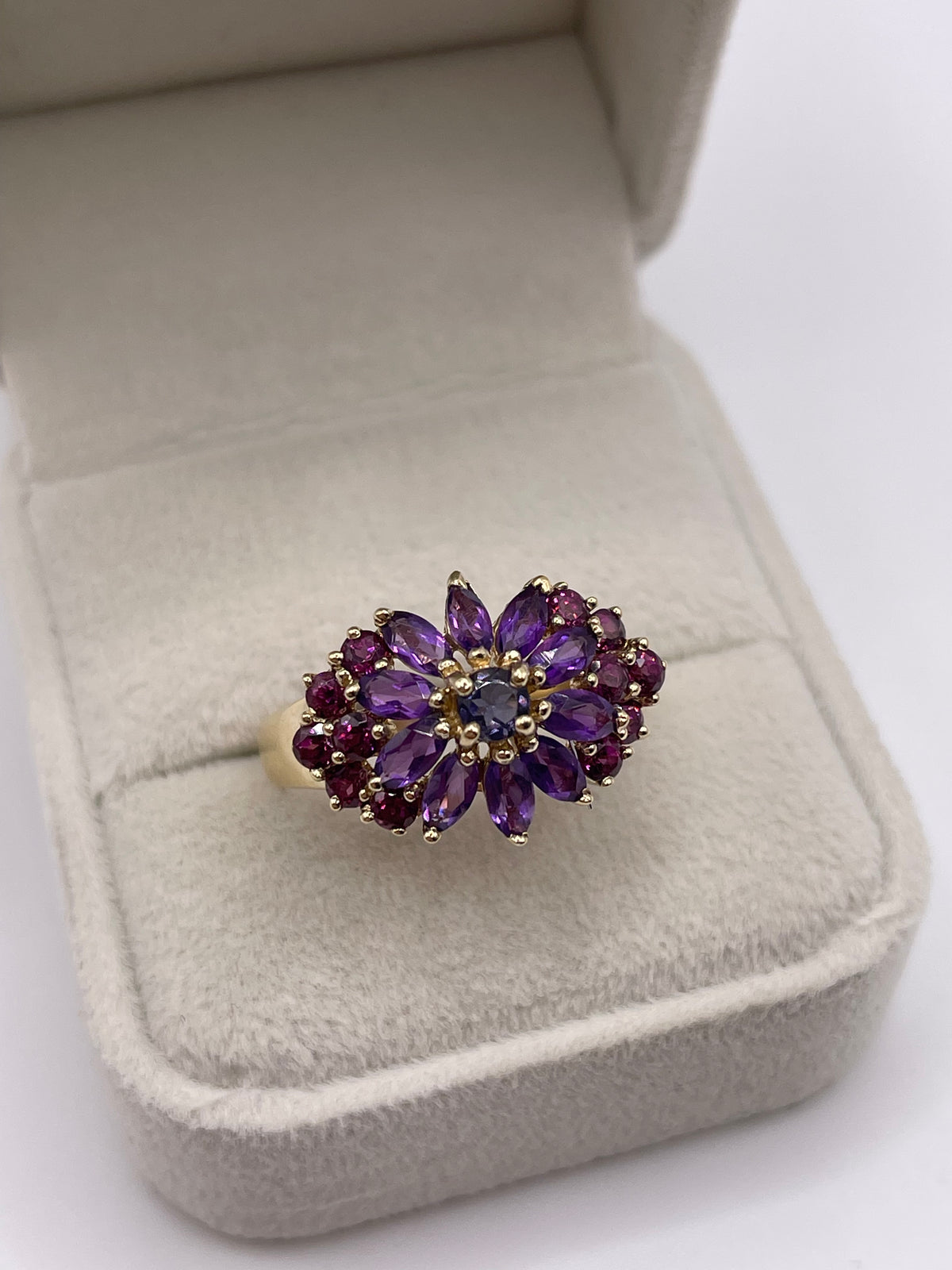 9ct gold iolite, amethyst and garnet ring