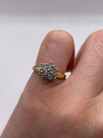 18ct gold 75 point diamond ring