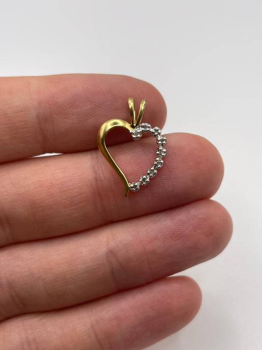 9ct gold diamond heart pendant