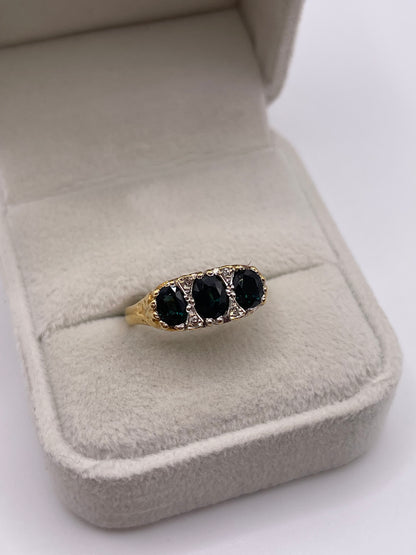 18ct gold sapphire and diamond ring