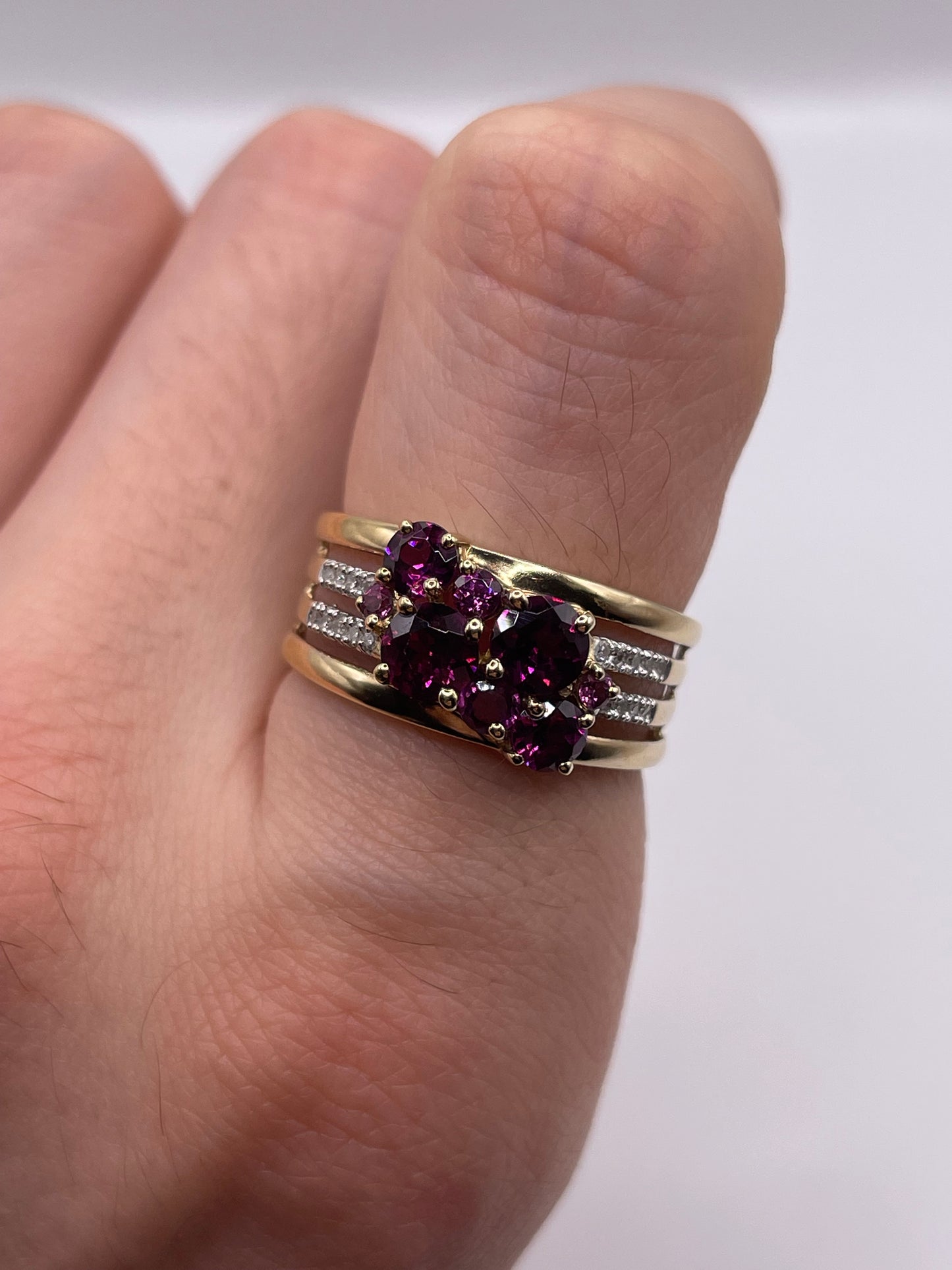 9ct gold rhodalite garnet and diamond ring