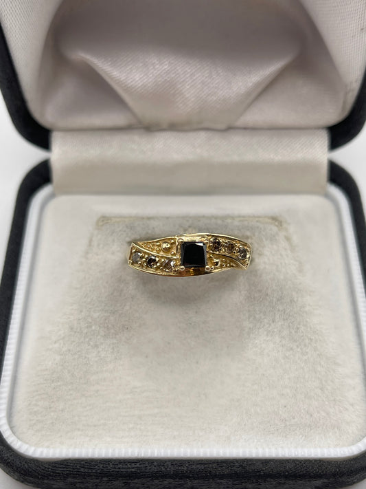 9ct gold diamond cluster ring
