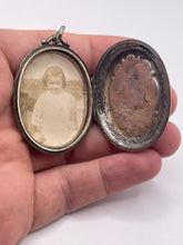 Load image into Gallery viewer, Antique silver locket
