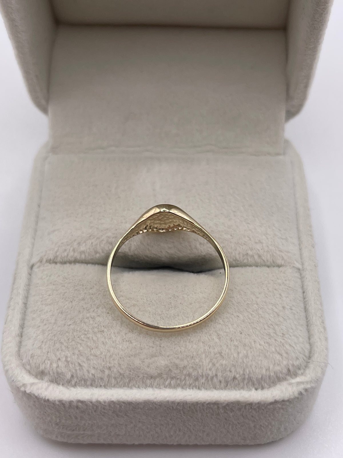 9ct gold signet ring