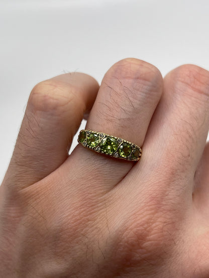 9ct gold peridot and diamond ring