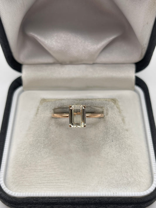 9ct rose gold quartz ring
