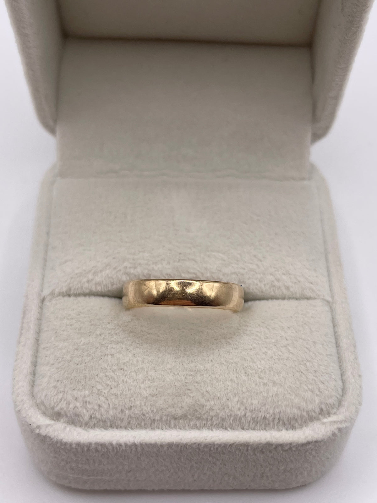 9ct gold band