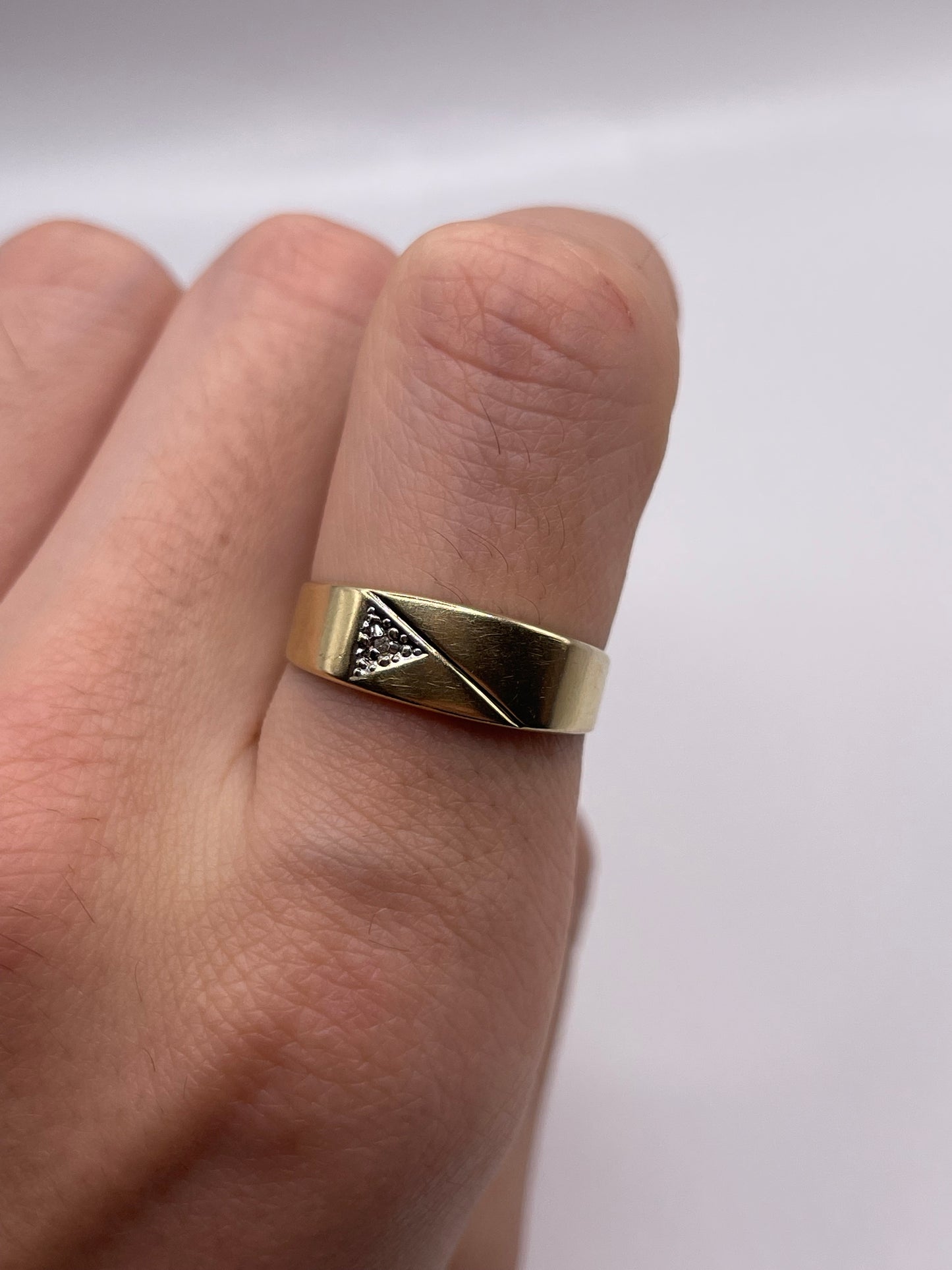 9ct gold diamond signet ring