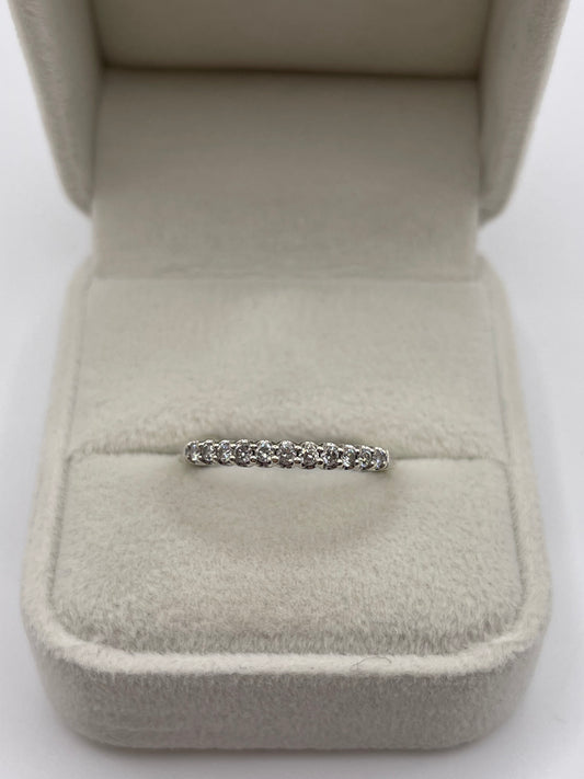 9ct white gold diamond ring