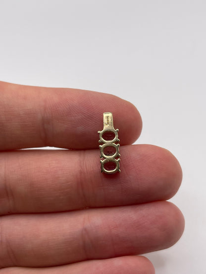 9ct gold amethyst pendant