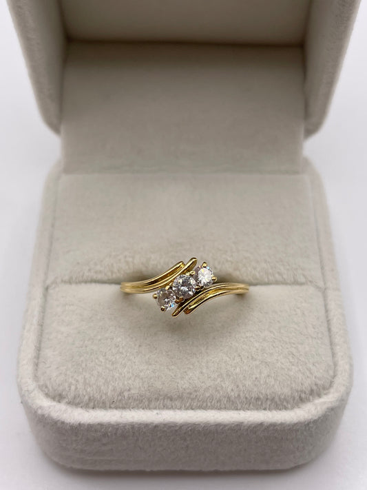 18ct gold diamond ring