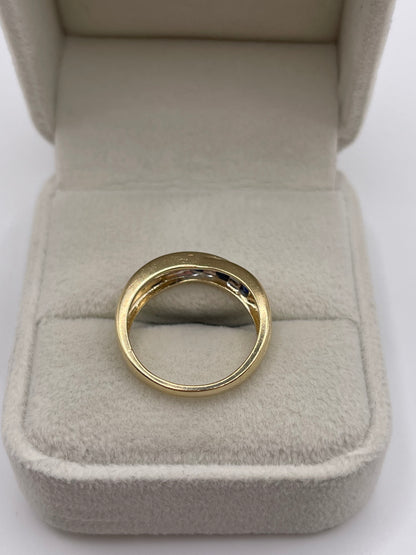 9ct gold sapphire and diamond ring