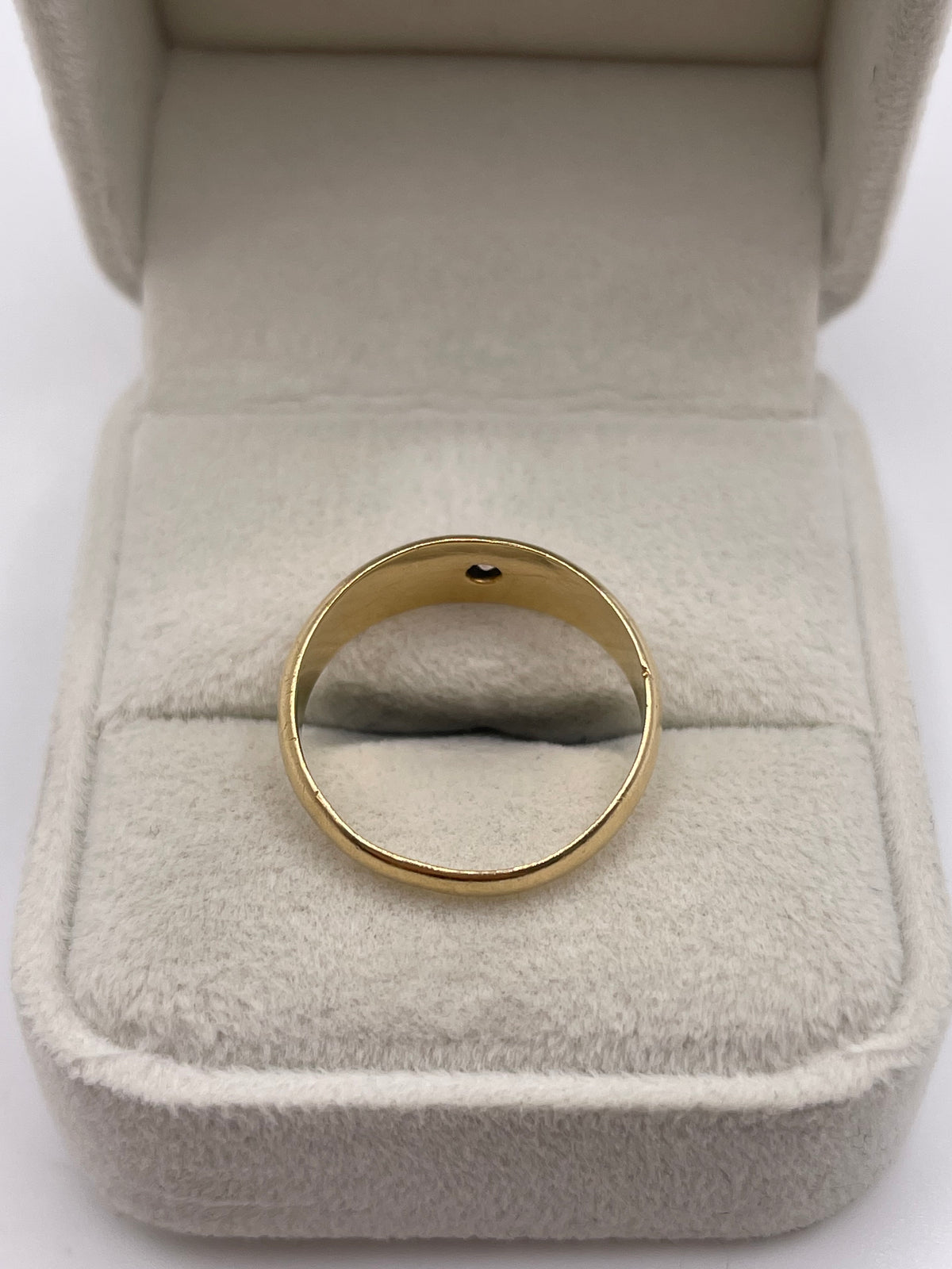 Antique 18ct gold diamond gypsy ring