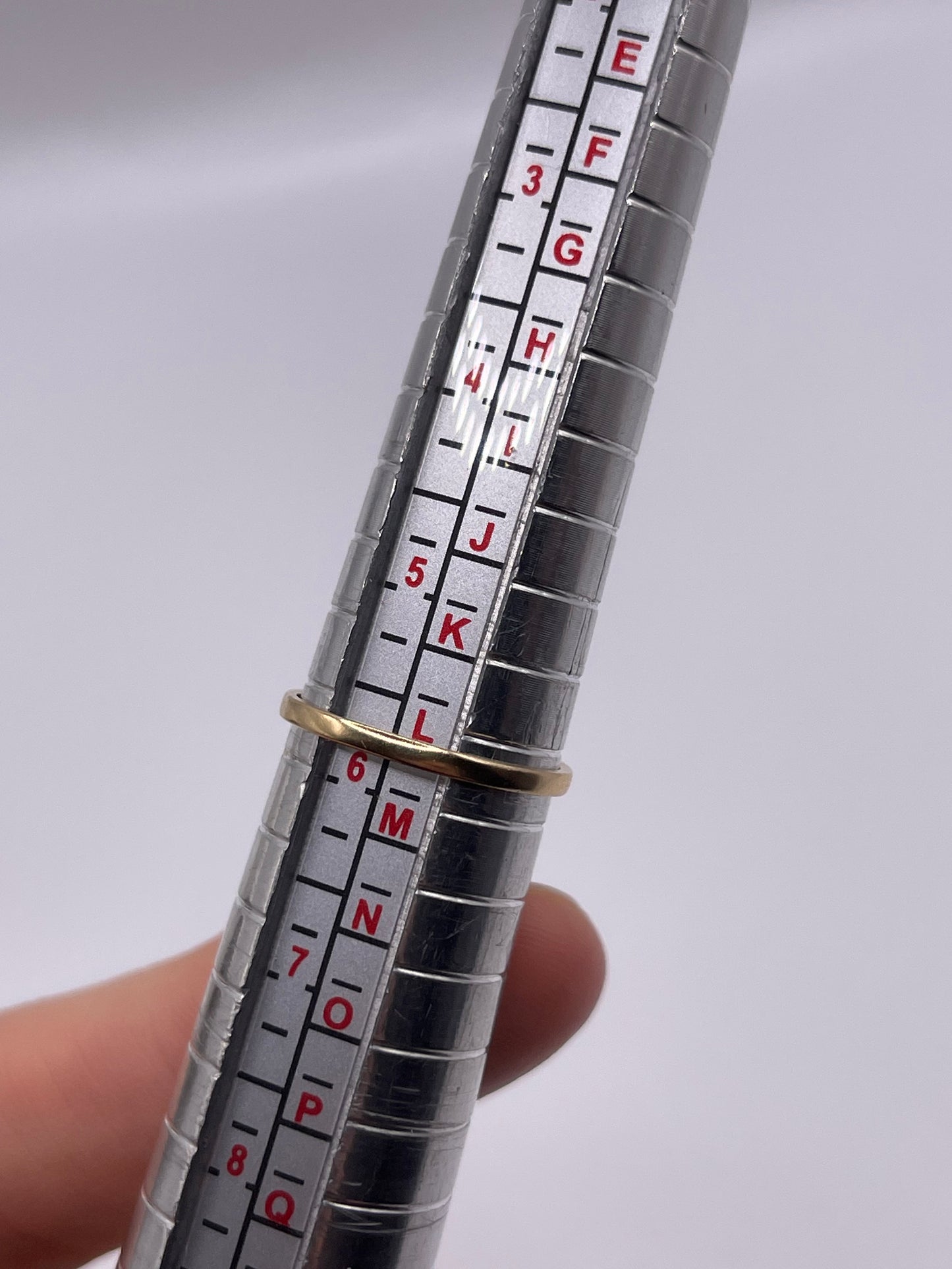 9ct gold topaz and diamond ring