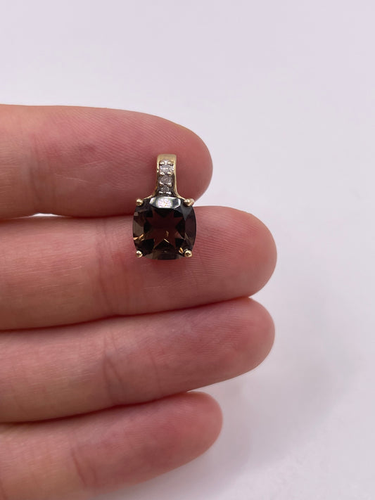9ct gold Smokey quartz and diamond pendant