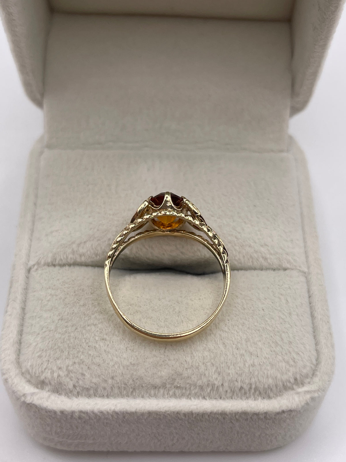 9ct gold citrine ring