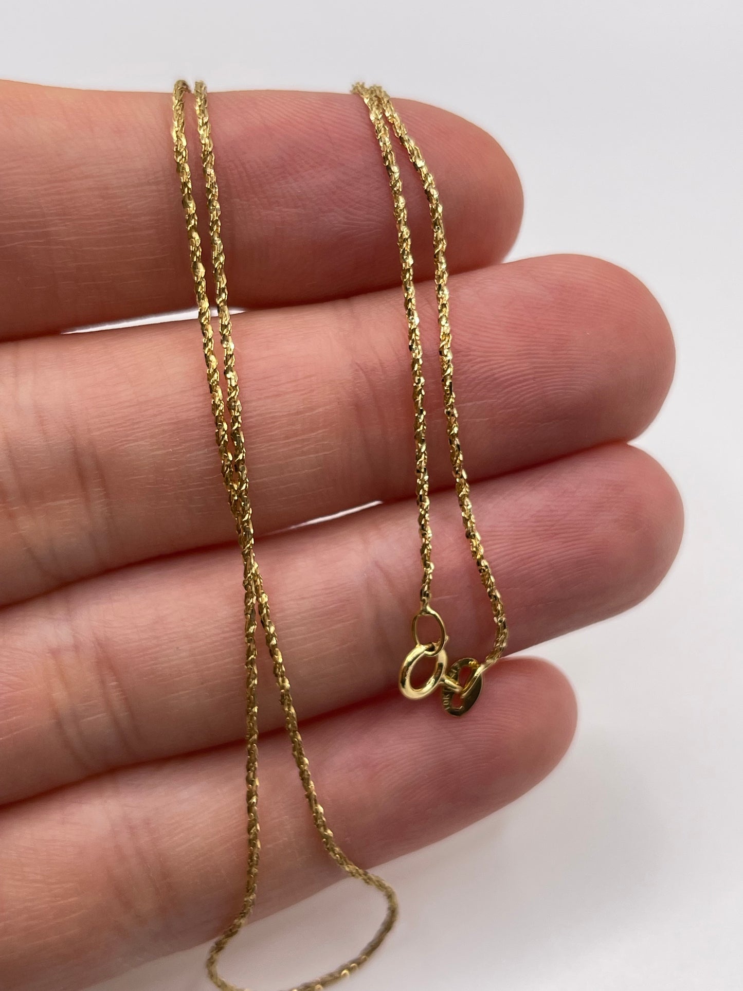 9ct gold chain 212
