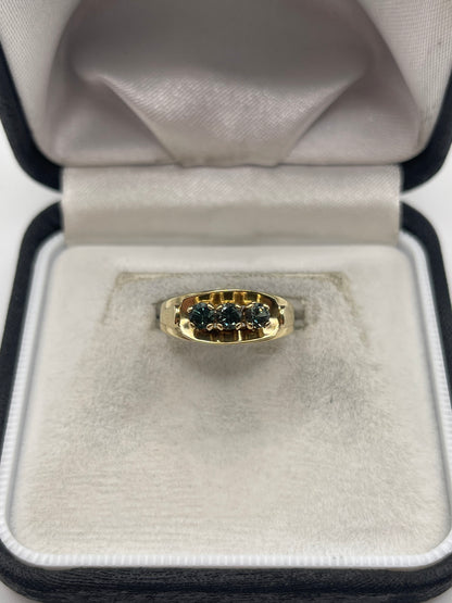 9ct gold synthetic spinel ring
