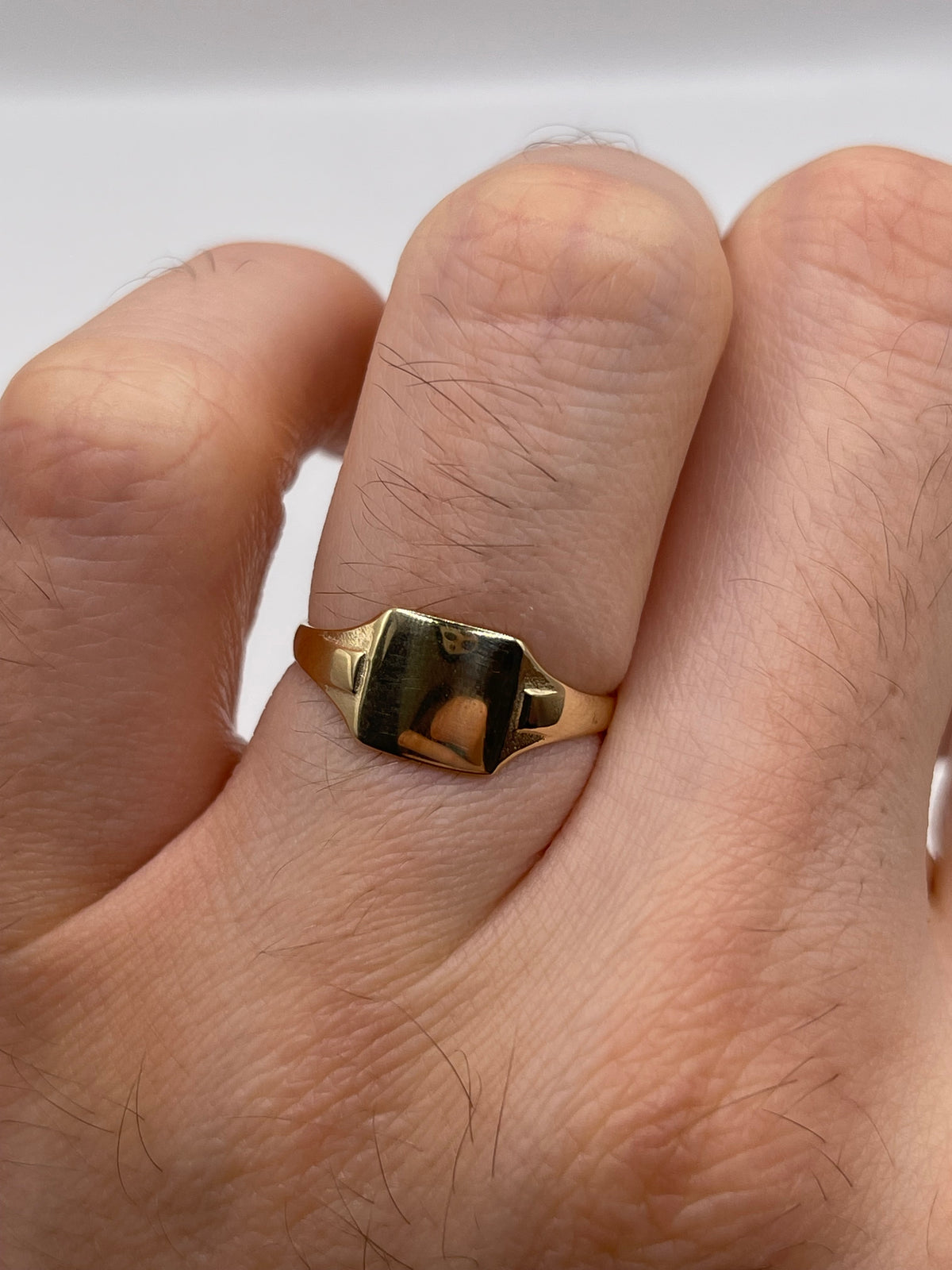 9ct gold signet ring