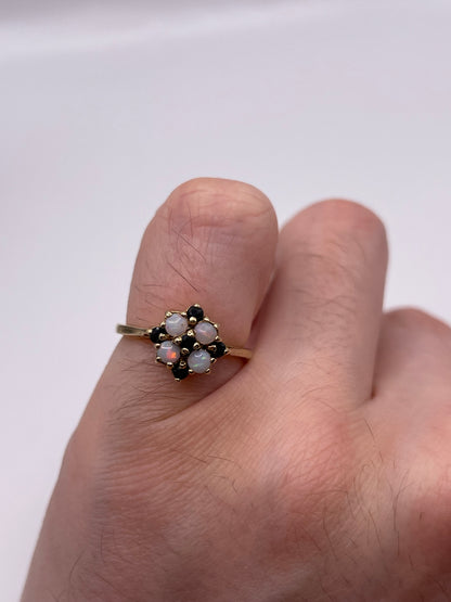9ct gold opal and sapphire ring