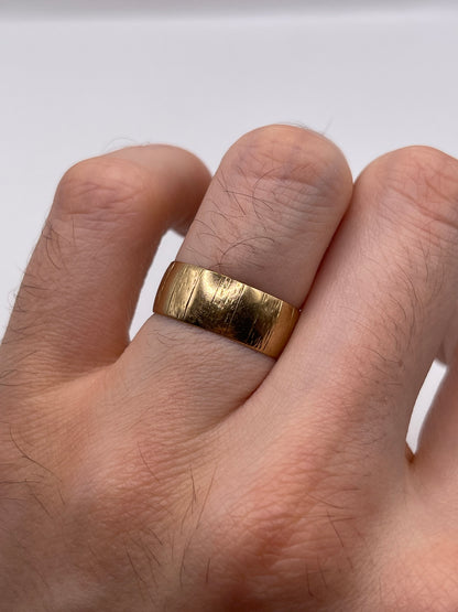 9ct gold patterned band